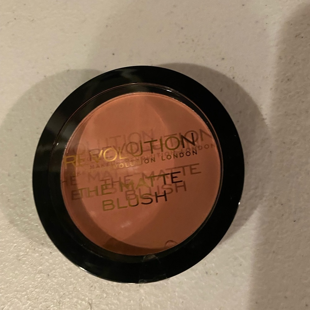 Makeup Revolution Matte Blush, Beloved